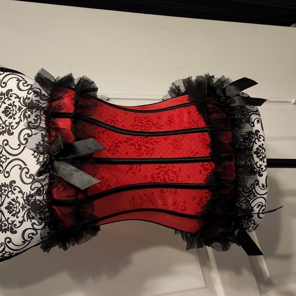 NWOT Seven 'til Midnight Boned Bustier Corset